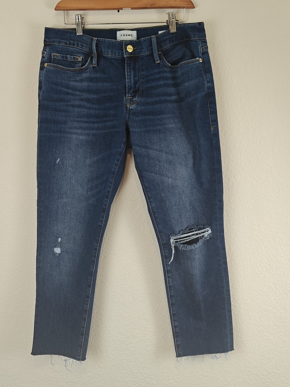 FRAME La Garçon Distressed Raw Hem Straight Leg Ankle Jeans | Medium Wash | 28